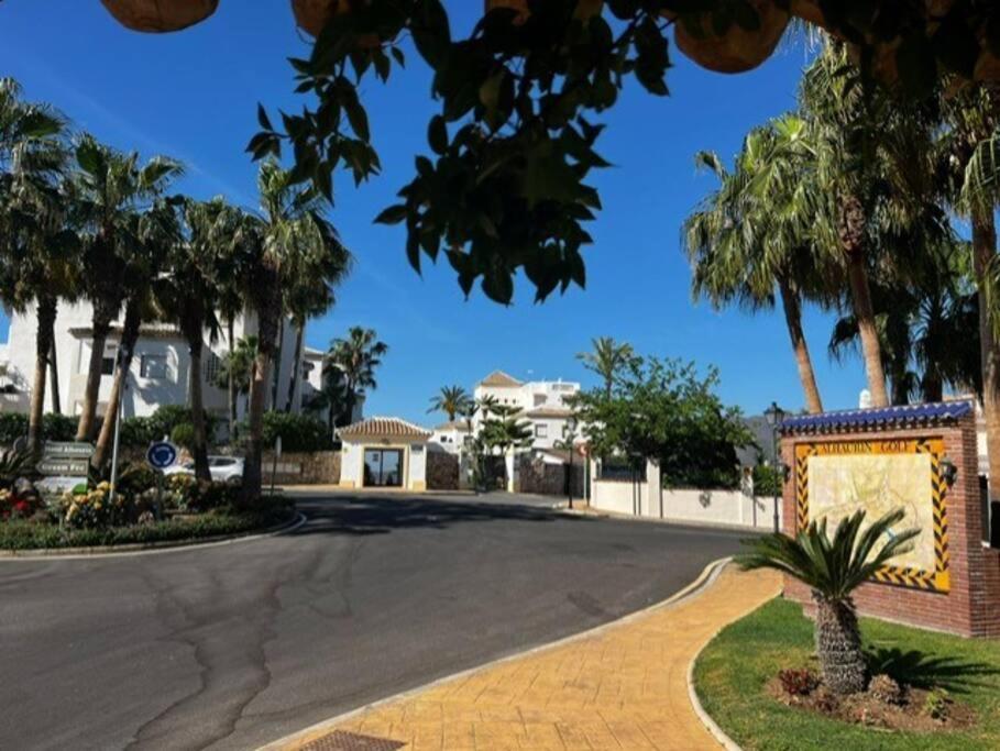 Ruim Appartement, Zonnig Terras, Alhaurin Golf! Alhaurín el Grande Kültér fotó