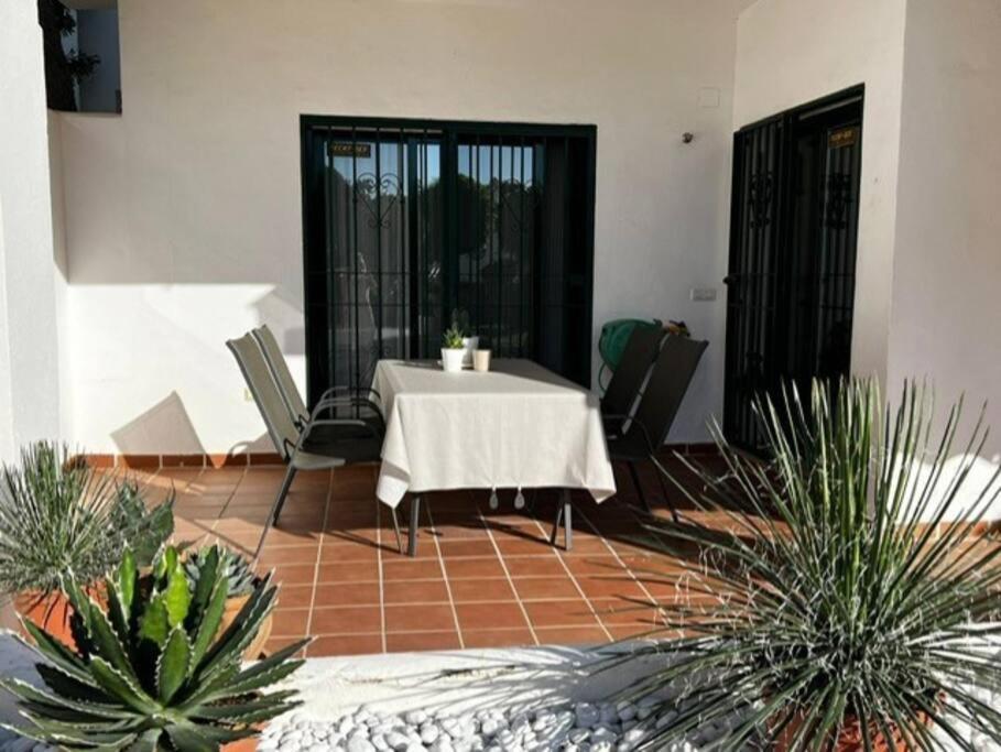 Ruim Appartement, Zonnig Terras, Alhaurin Golf! Alhaurín el Grande Kültér fotó